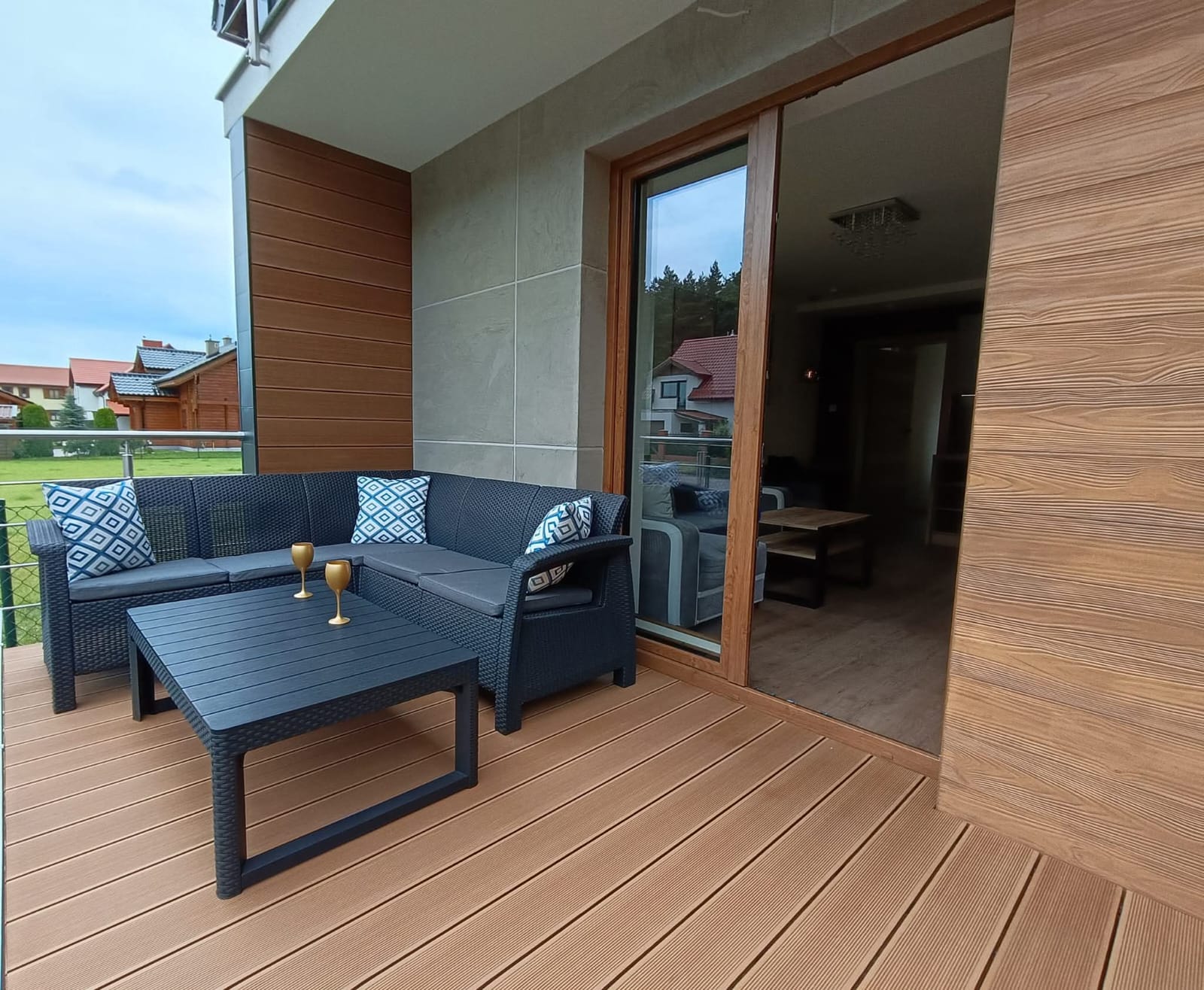 Apartament 2 — 2-pokojowy z ogrodem i tarasem zdjecie 11